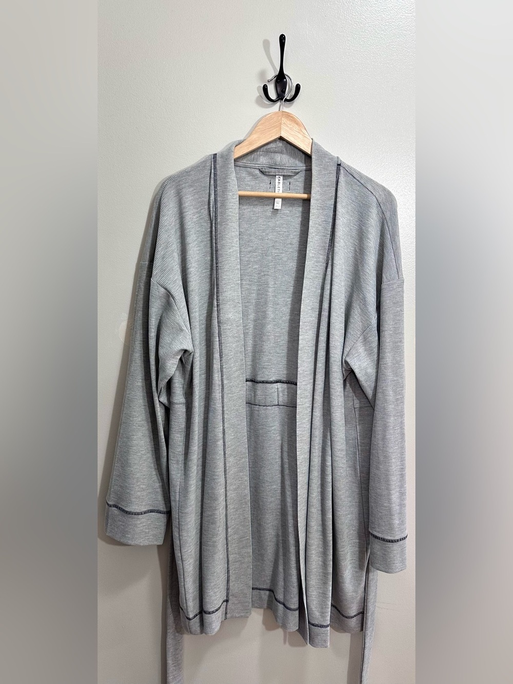 Fabletics Waffle Knit Robe in Heather Grey Size XL Loungewear - Picture 3 of 9